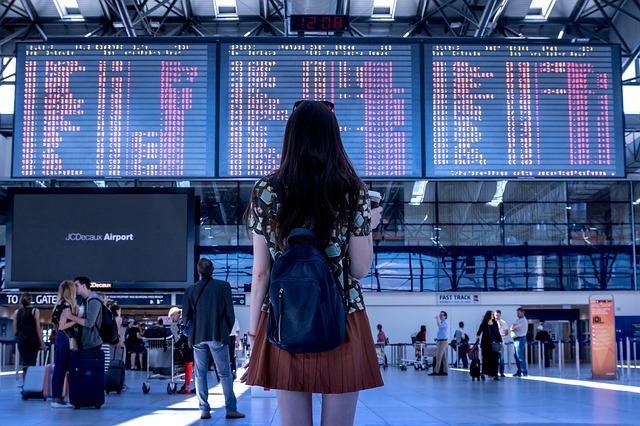 die-fuenf-billigsten-fluege-um-in-die-franzoesische-hauptstadt-paris-zu-fliegen